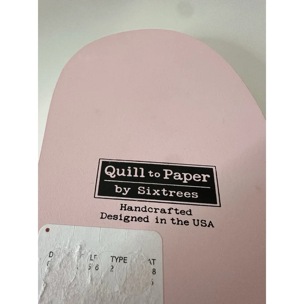 Quill To Paper‎ By Sixtrees Halloween Decor Pink Ghosts Handcrafted Wool